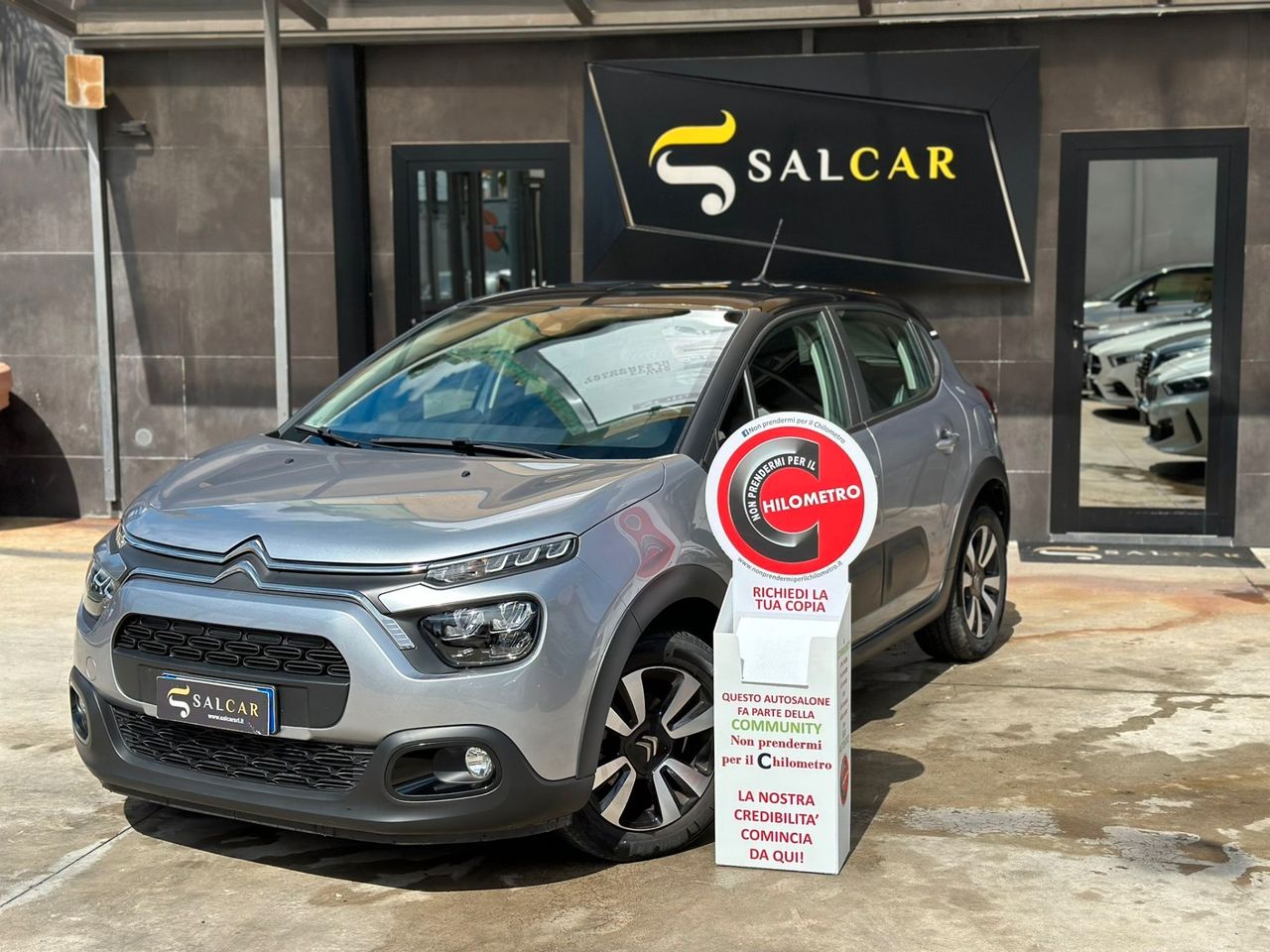 Citroen c3 Shine 1.2 puretech benzina 83 CV Shine 2021