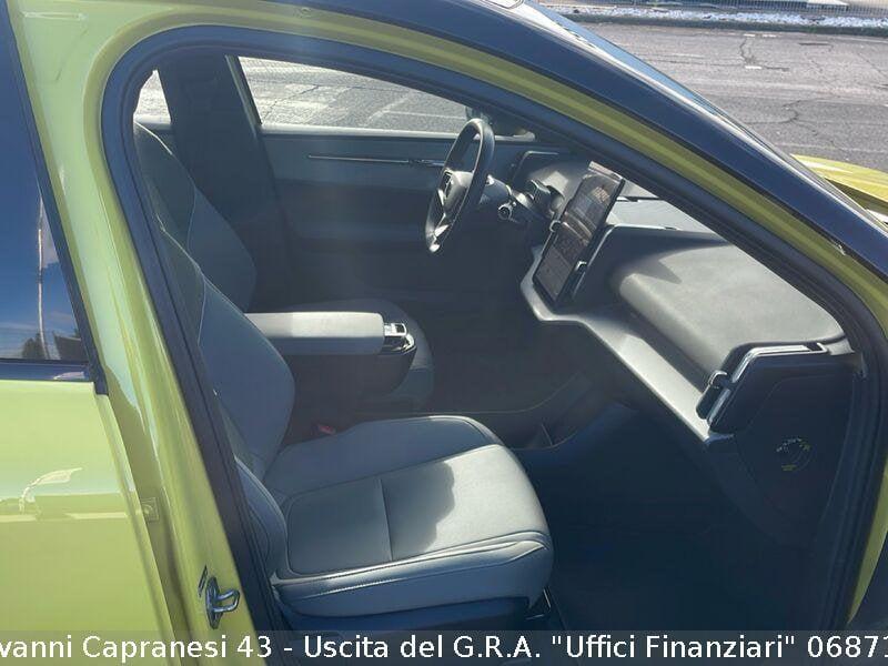 Volvo EX30 EX30 Single Motor Extended Range RWD Plus