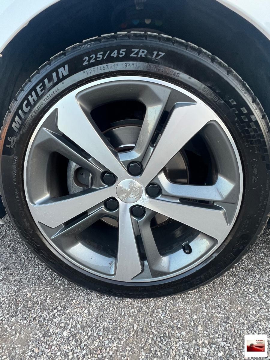 PEUGEOT - 308 - BlueHDi 120 S&S GT Line