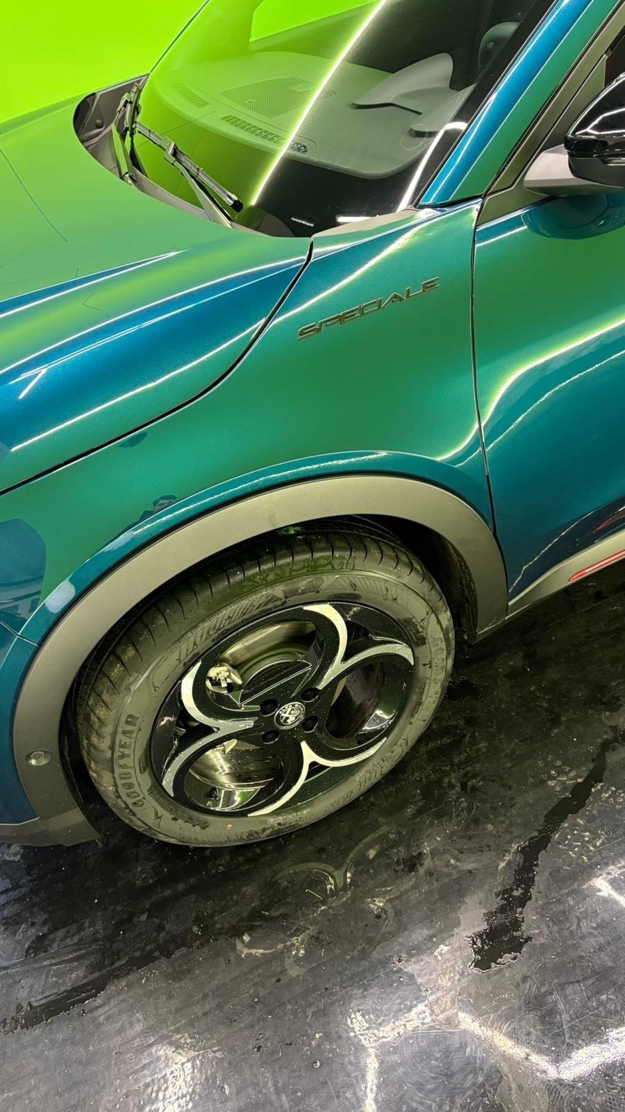 Alfa Romeo Junior 1.2 145 CV Hybrid eDCT6 Speciale