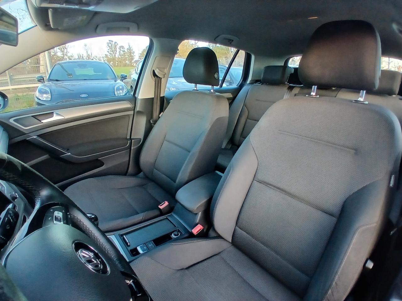 Volkswagen Golf 1.6 TDI 5p. Highline BlueMotion Technology