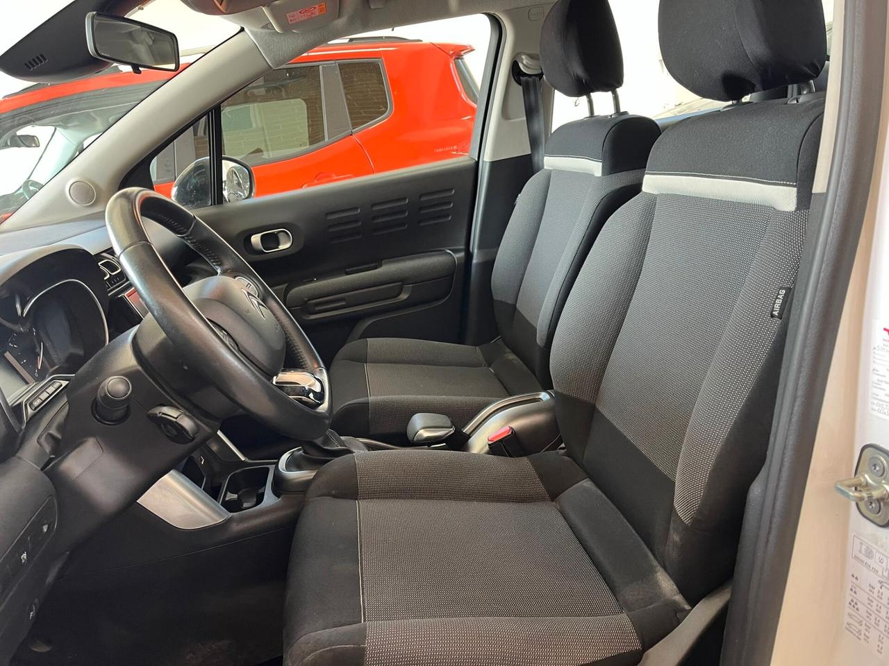 Citroen C3 Aircross BlueHDi 100 S&S Shine 2