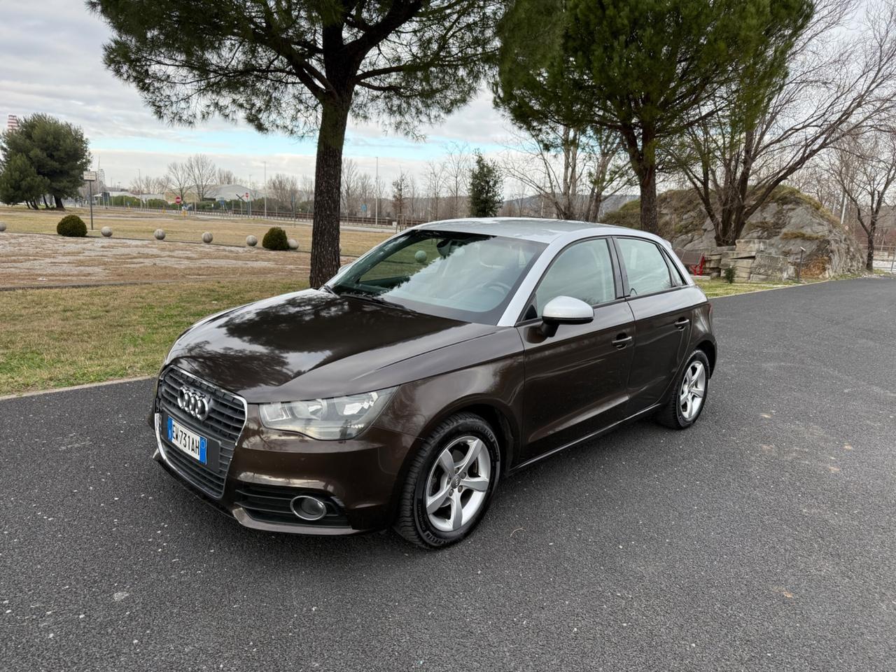 Audi A1 1.6 TDI S line edition plus