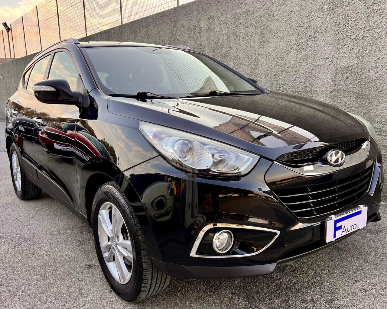 Hyundai iX35 1.7 CRDi 2WD,climatronic bizona,sedili risc.,sensori di parc,,ecc.