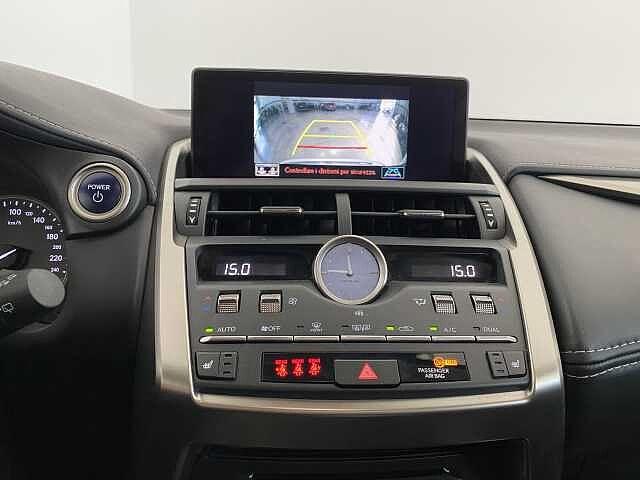 Lexus NX 300h NX-Series NX 300h HEV Premium aut 4WD