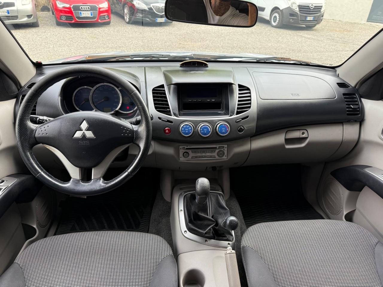 Mitsubishi L200 2.5 DI-D/136CV Double Cab Invite
