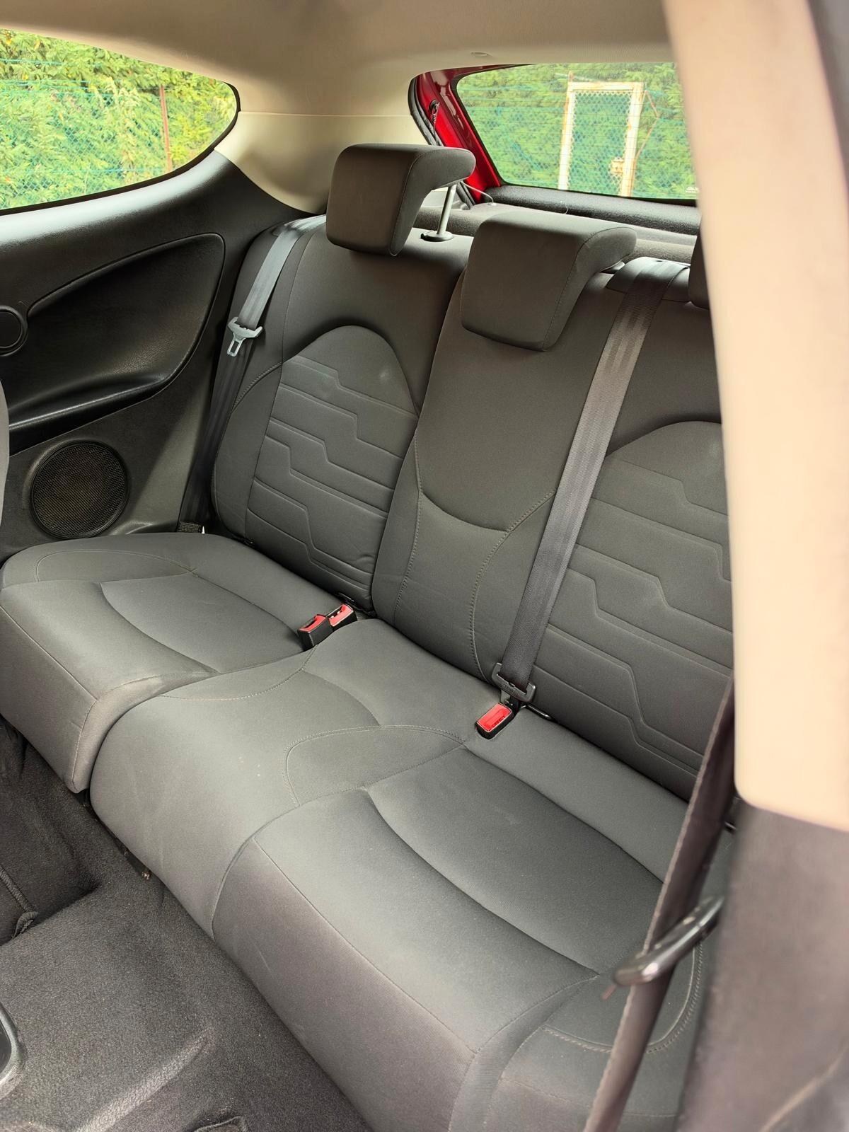 Alfa Romeo MiTo 0.9 - NEOPATENTATI - 12 MESI DI GARANZIA -