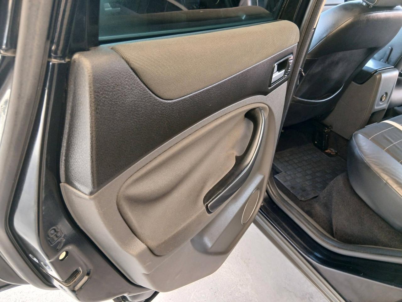 Ford Kuga 2.0 TDCi 136 CV 4WD full 10