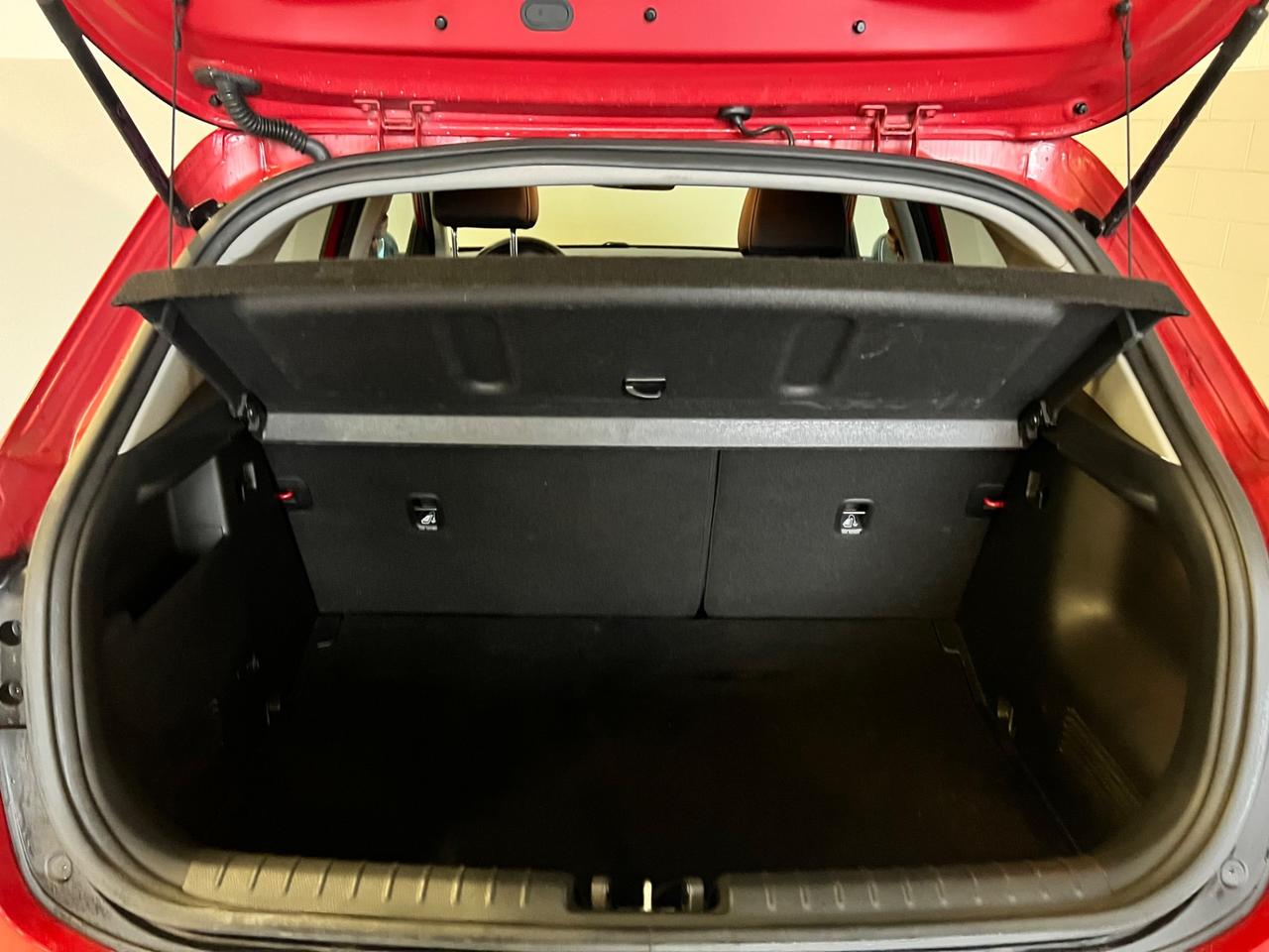 Kia Stonic 1.0 T-GDi 100 CV MHEV iMT GT Line