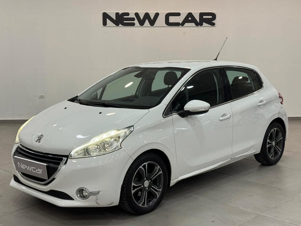Peugeot 208 1.6 e-HDi 92 CV Stop&Start 5 porte Allure