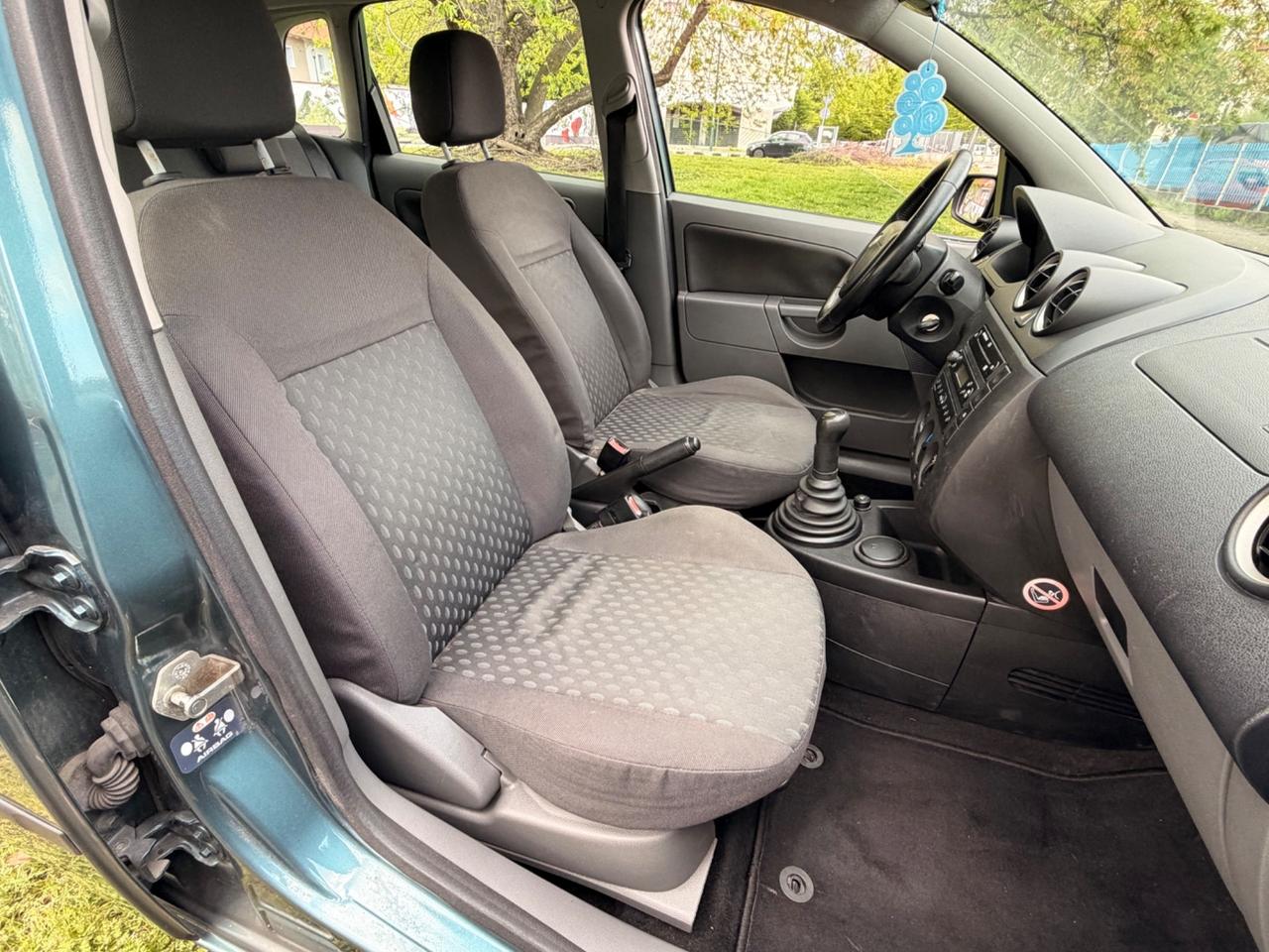 Ford Fiesta 1.4 Benz 5p. Ghia