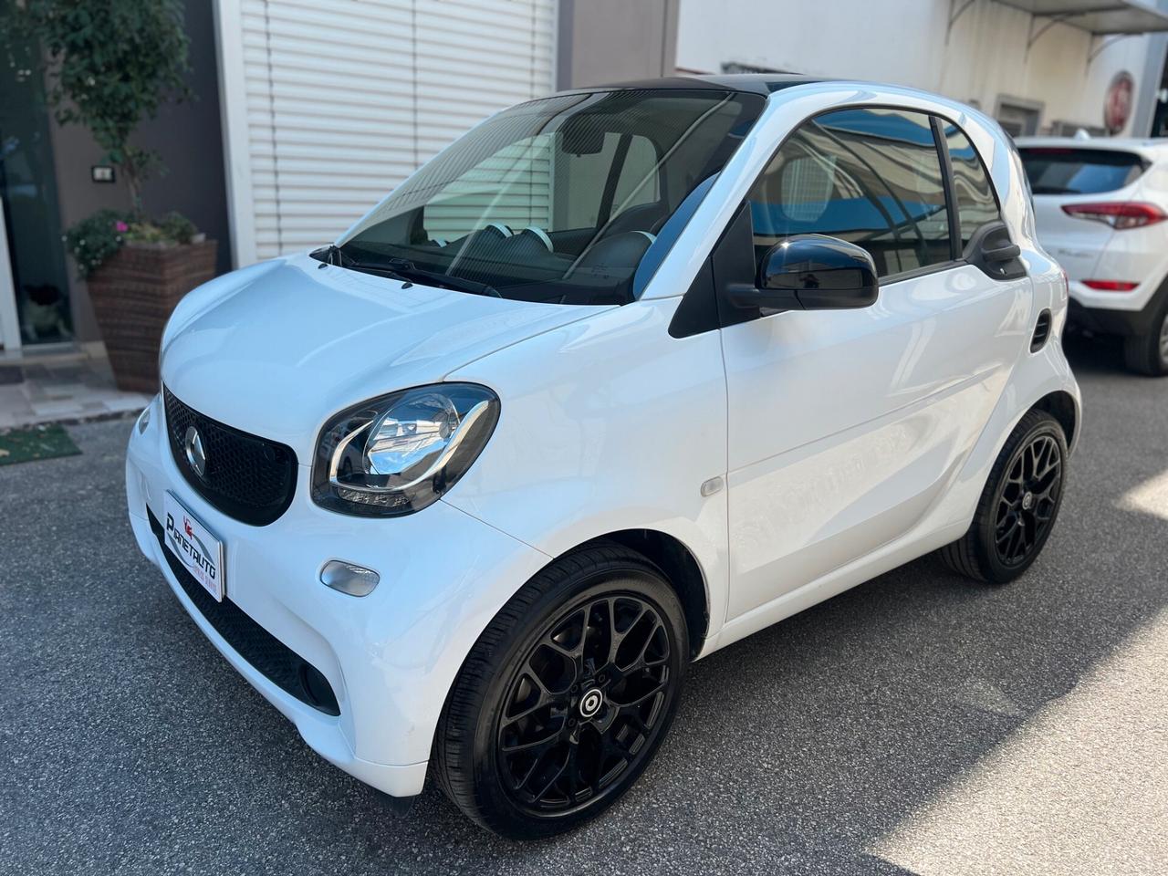 Smart ForTwo 1.0 Passion 71cv twinamic AUTOM. TETTO PANPELLE