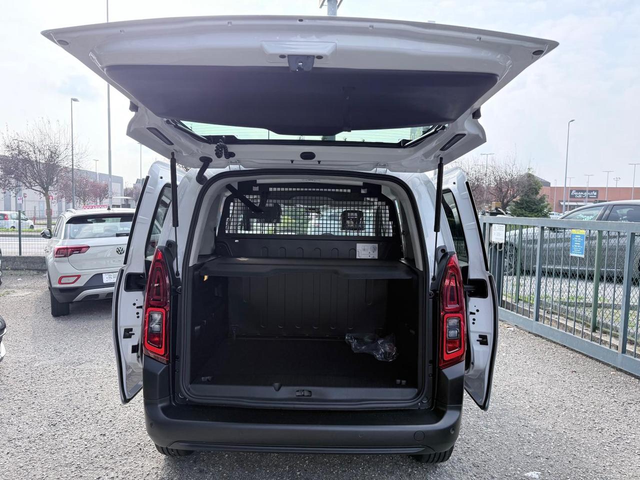 Fiat Doblo Passo Corto 1.5 d Doblo 130cv auto