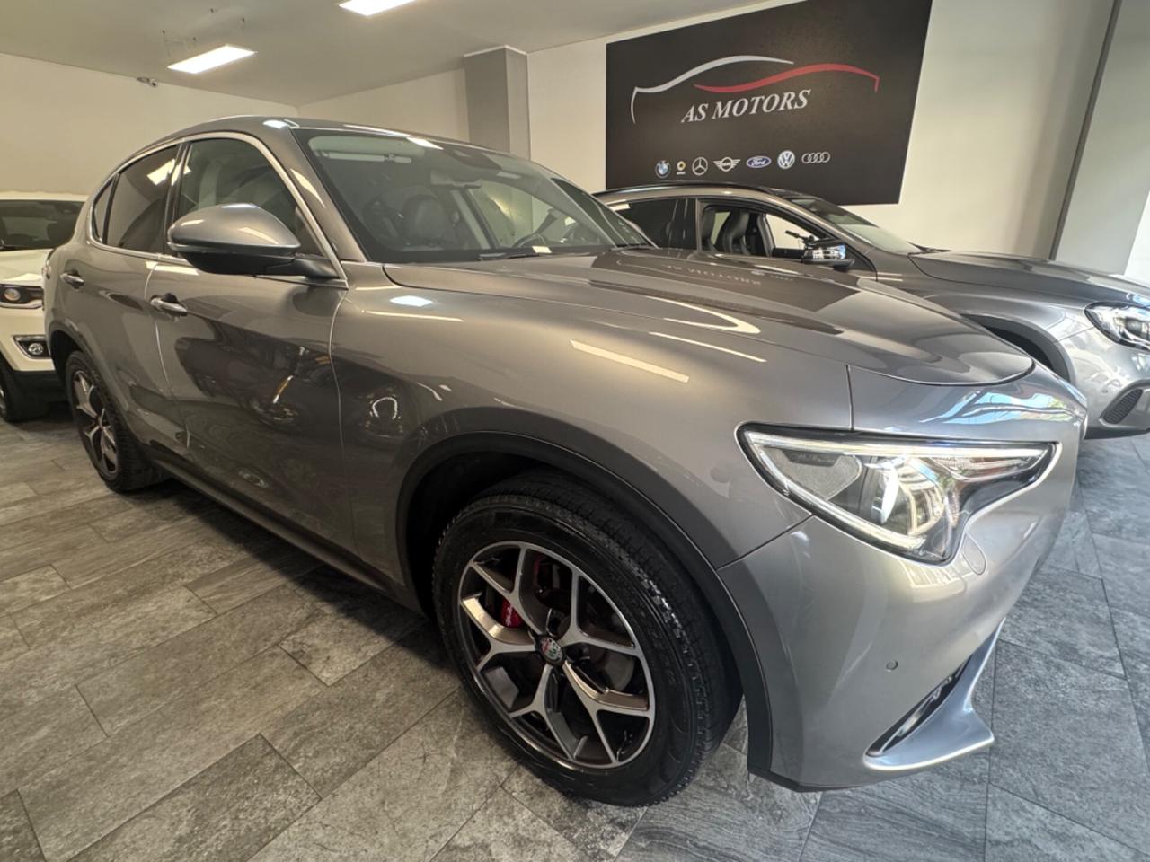 Alfa Romeo Stelvio 2.2 Q4 210 CV Gancio Traino