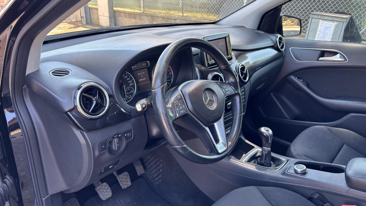 Mercedes-benz B 200 NGD Executive