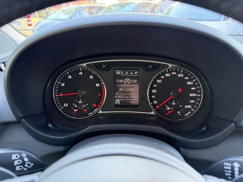 Audi A1 A1 1.0 tfsi ultra 95cv s-tronic DA VETRINA !! IDONEA NEOPATENTATI