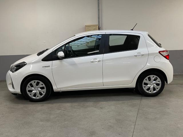 TOYOTA Yaris 1.5 Hybrid 5 porte Business