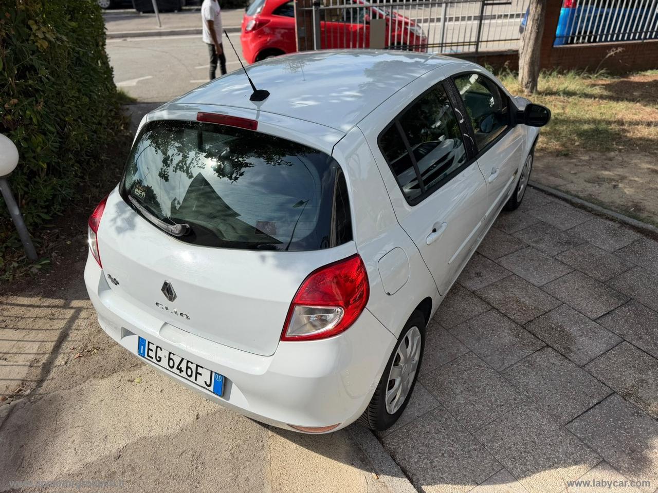 RENAULT Clio 1.2 16V 5p. GPL Dynamique