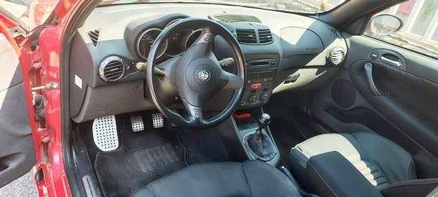 Alfa Romeo 147 3.2i V6 24V cat 3 porte GTA