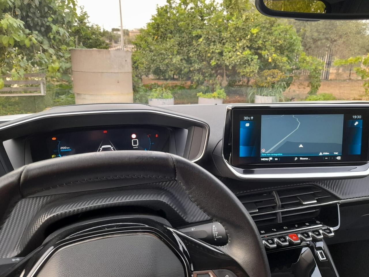 Peugeot 2008 BlueHDi 110 S&S Allure Pack