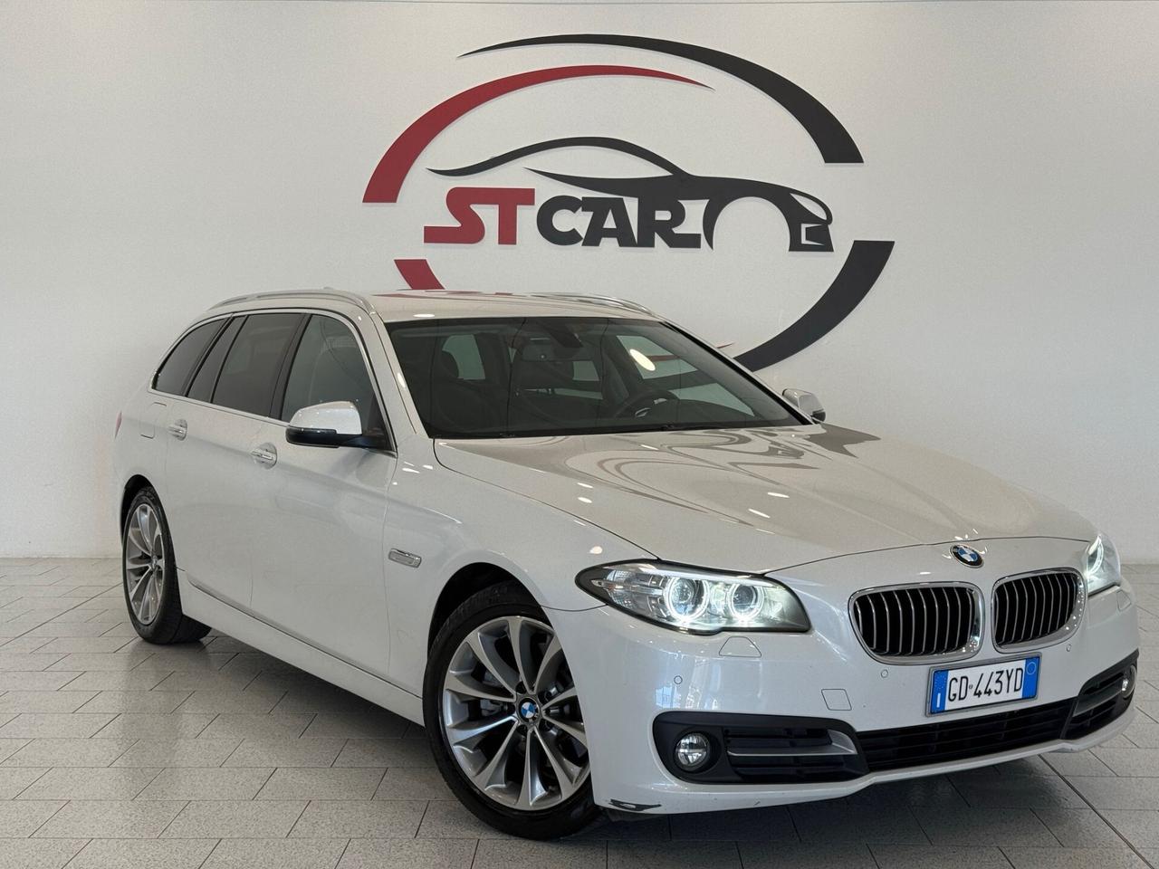BMW 520d xDrive Touring Luxury - 190cv * Pelle * Navi * History service BMW