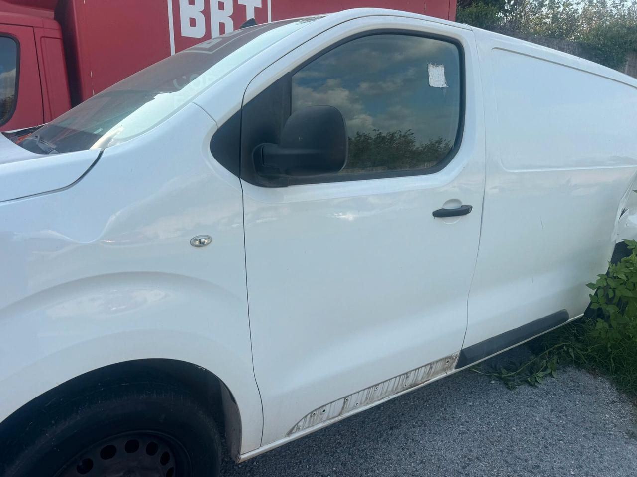 Opel Vivaro 1.5 Diesel SINISTRATO/FUSO
