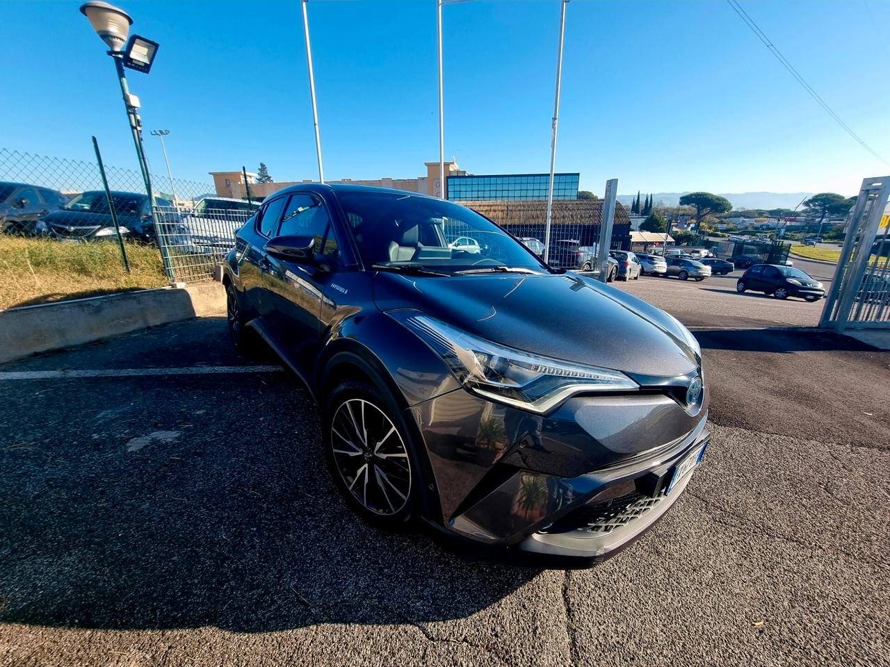 Toyota C-HR 1.8 Hybrid E-CVT Lounge