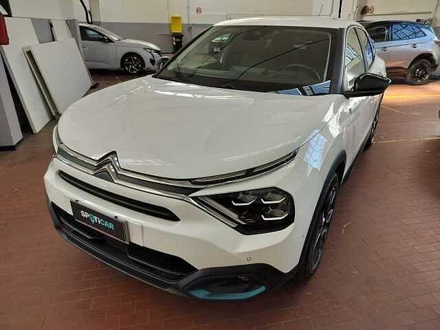 Citroen C4 motore elettrico 136 CV Shine