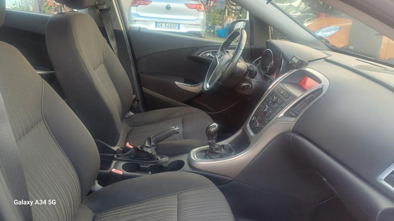 Opel Astra 1.7 CDTI 110CV Sports Tourer Cosmo