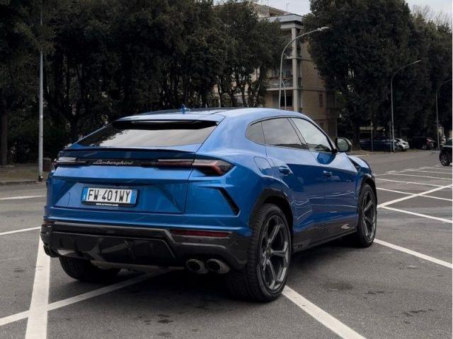 LAMBORGHINI Urus 4.0 Carbon Fiber Package -Akrapovic-