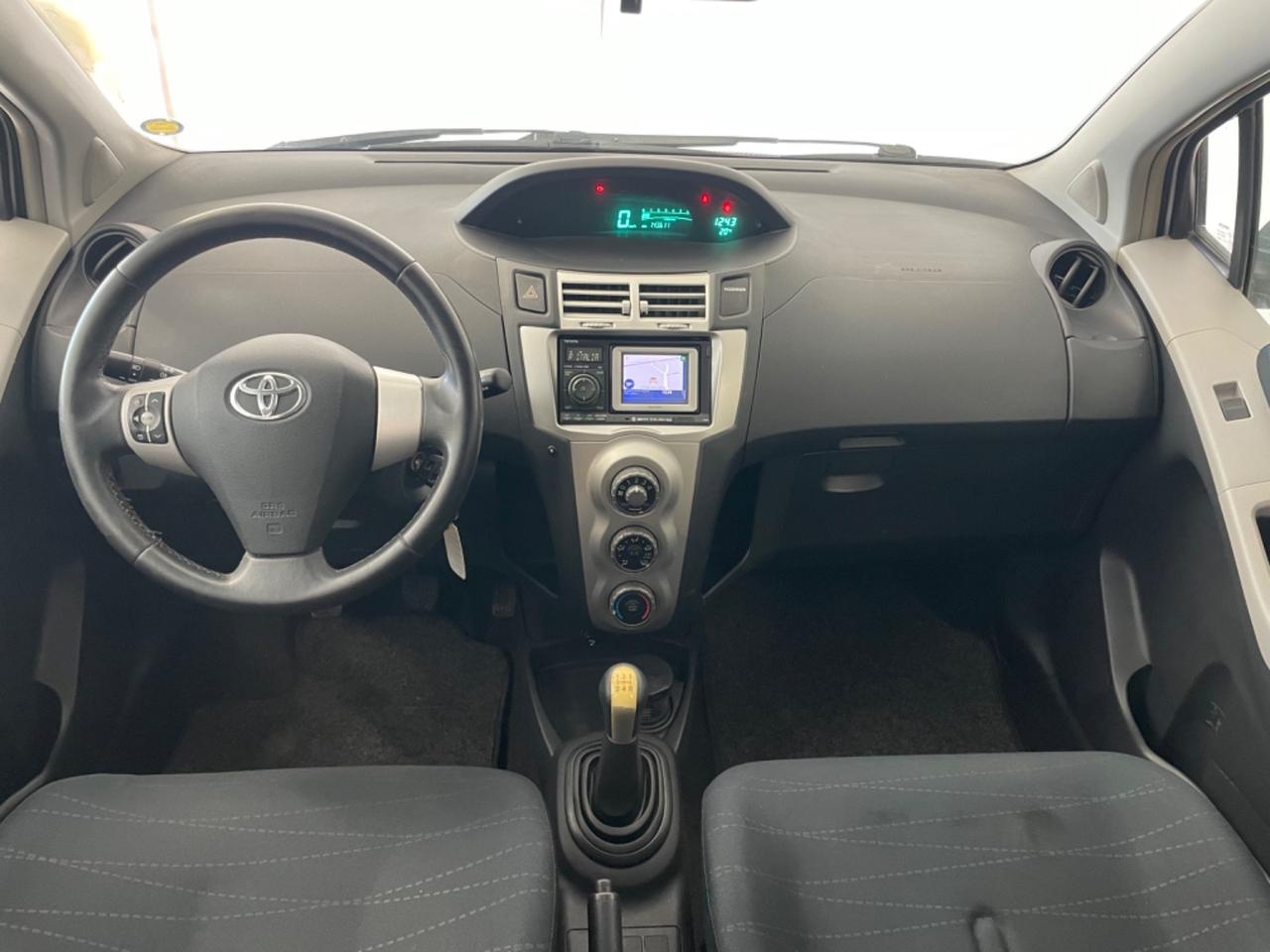 Toyota Yaris 1.0 5 porte Navi km 139.000 Perfetta !