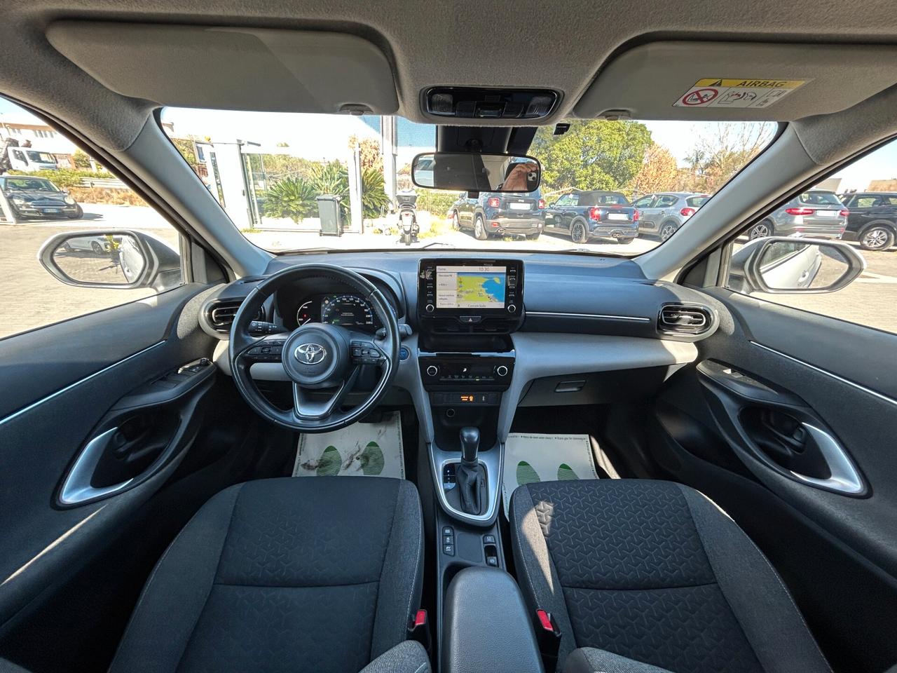 Toyota Yaris Cross 1.5h Business fwd 116cv e-cvt