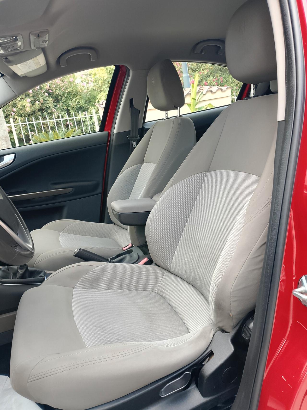 Alfa Romeo Giulietta 1.6 JTDm-2 105 CV Exclusive