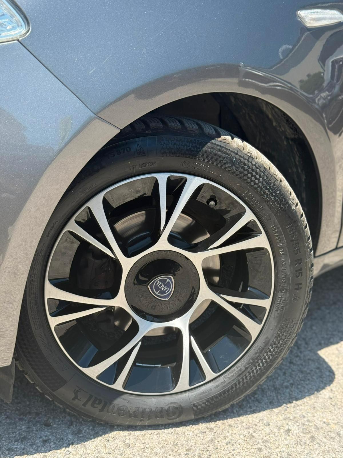Lancia Ypsilon 1.2 GPL Gold