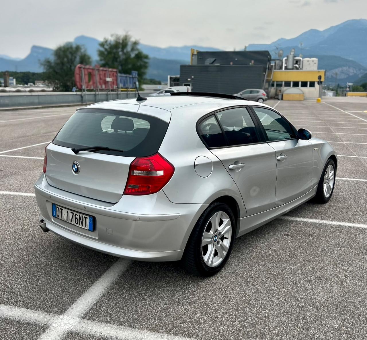 Bmw 120d CAMBIO AUTOMATICO FULL OPT. 2009