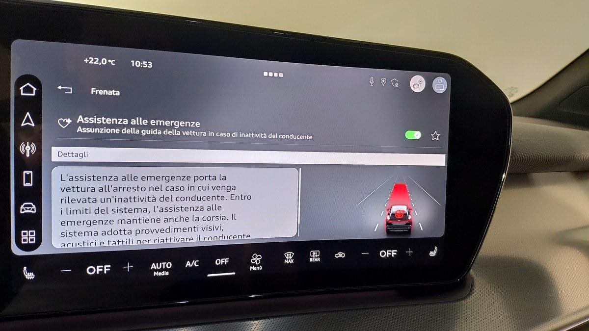 AUDI Q3 Tfsi 110 Kw Mhev S Tronic S Line Edition
