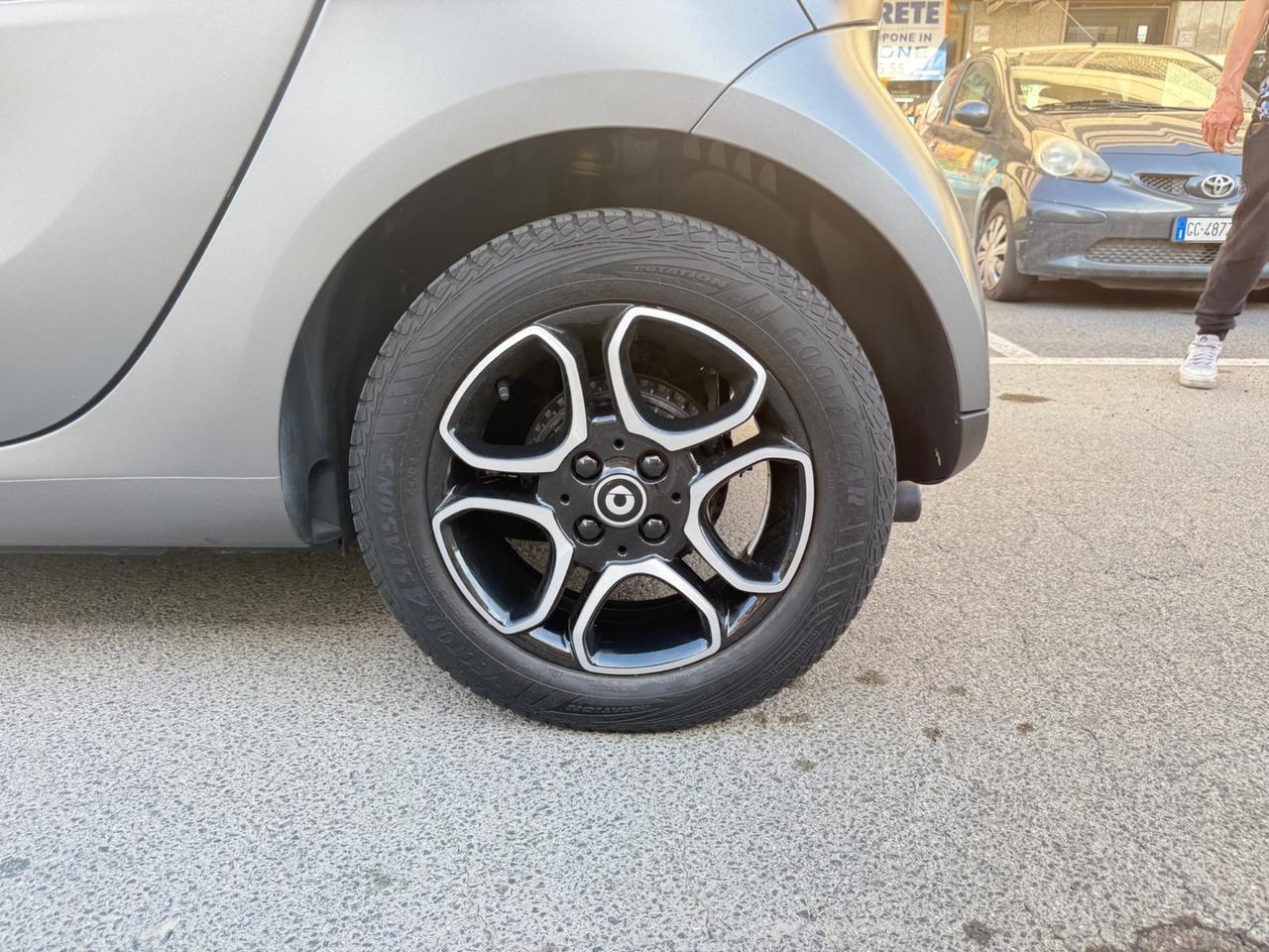 Smart ForTwo 90 0.9 Turbo twinamic Prime LED NAVI KAMERA PDC BLUETOOTH CERCHI 16 KAMERA PANORAMA PACK BRABUS