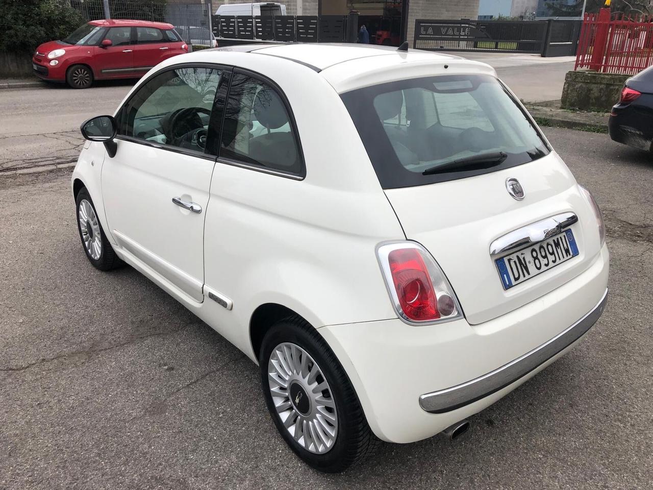 Fiat 500 100cv lounge benzina neopatentati