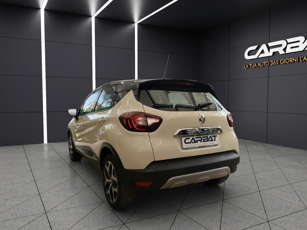 RENAULT Captur 1ª serie Captur dCi 8V 110 CV S...