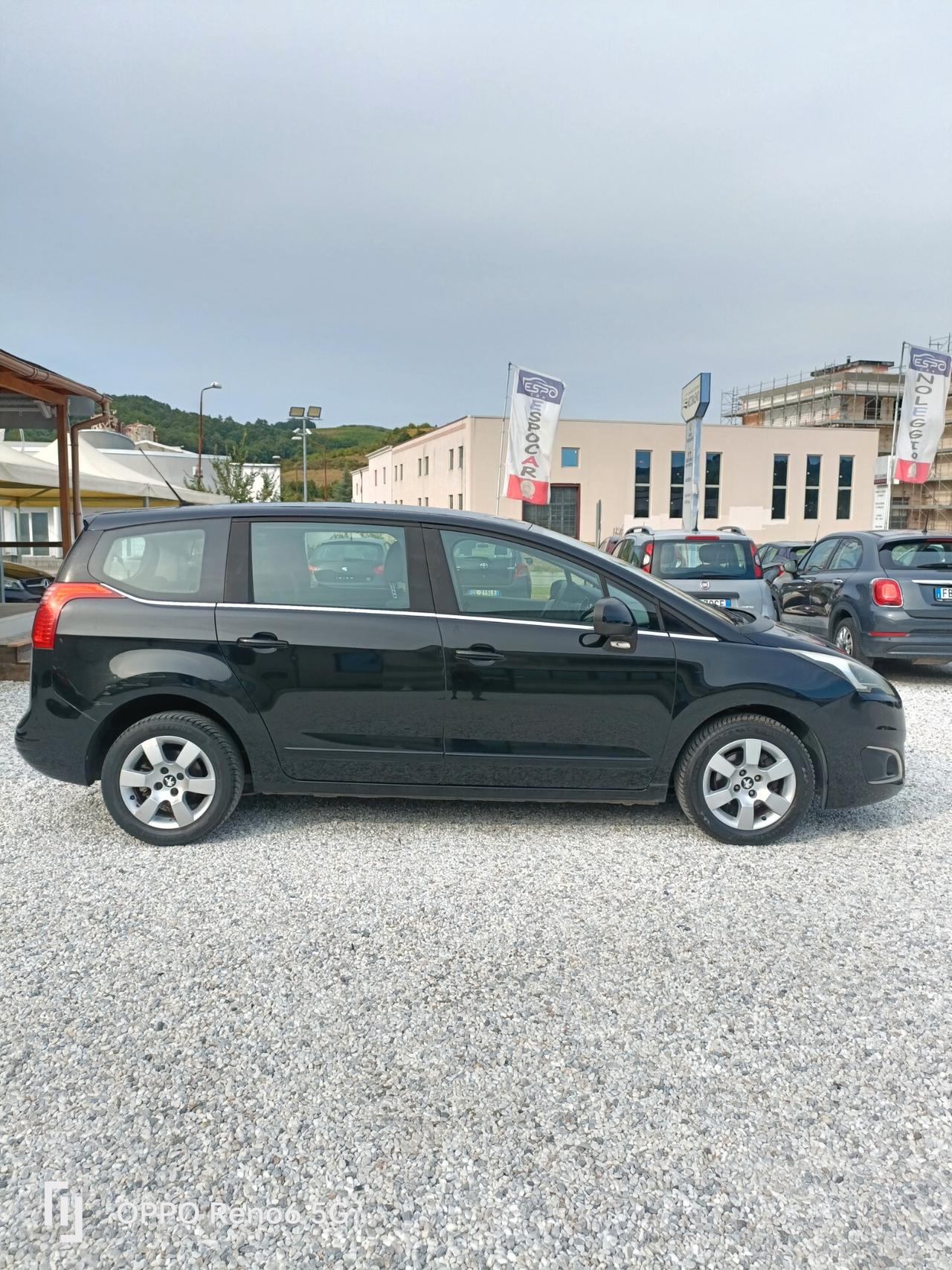 Peugeot 5008 BlueHDi 120 S&S Business