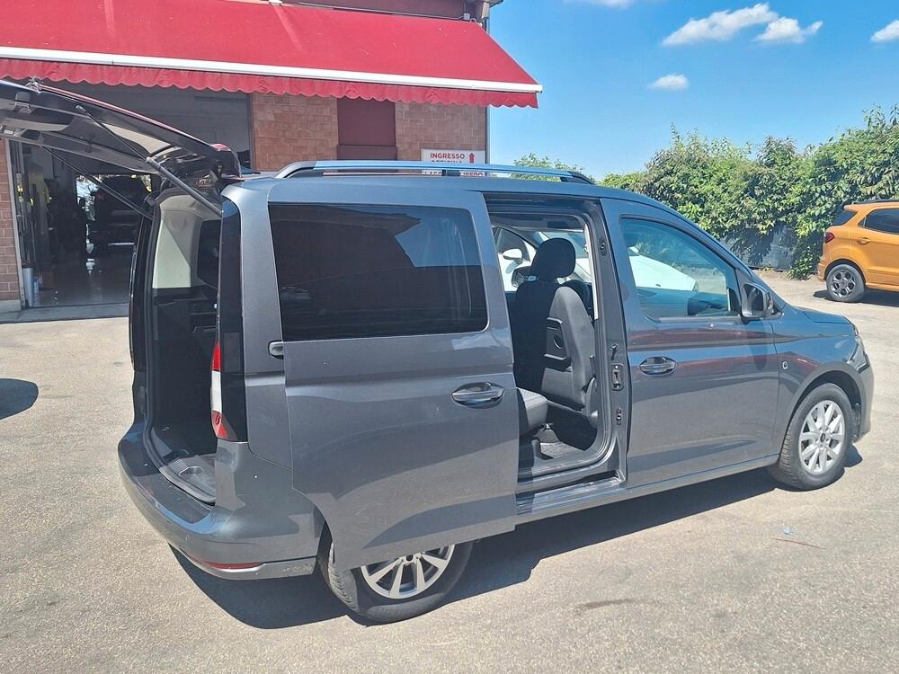 Ford Tourneo Connect 1.5 EcoBoost 114 CV Titanium