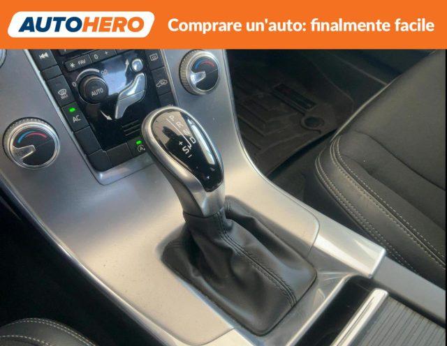 VOLVO S60 Cross Country D3