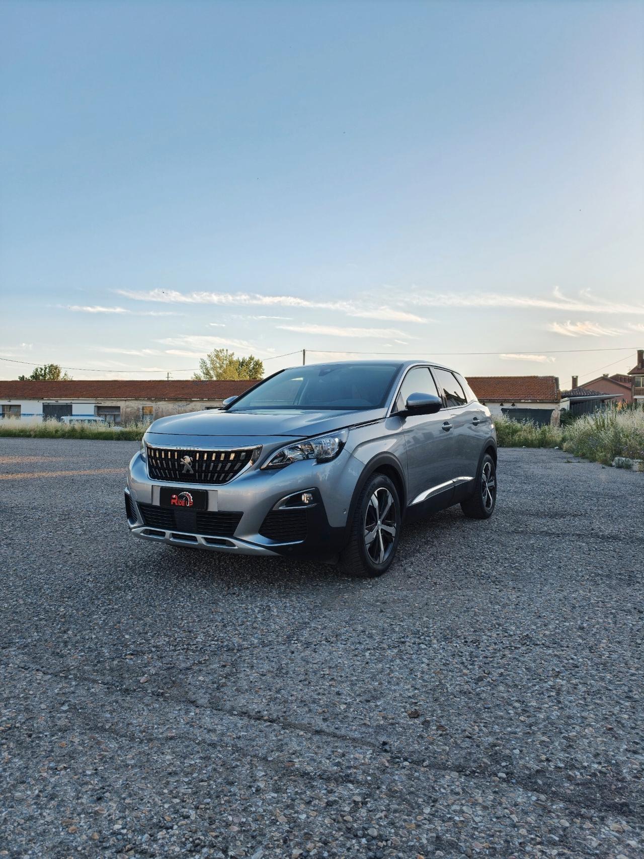 Peugeot 3008 1.2 Allure | 163.000 km Garanzia 12 Mesi