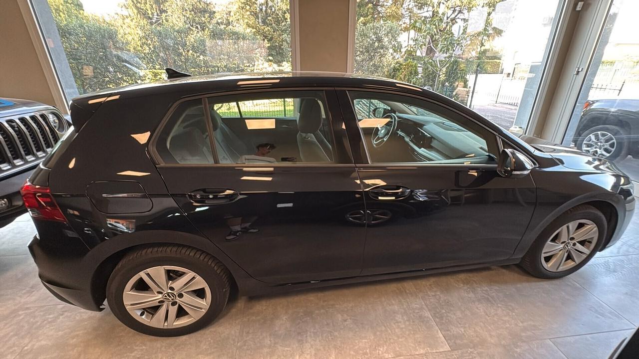 Volkswagen Golf 1.5 TGI DSG Style