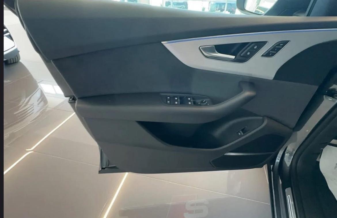 Audi Q8 SUV TDI quattro 210 kW tiptronic S line edition