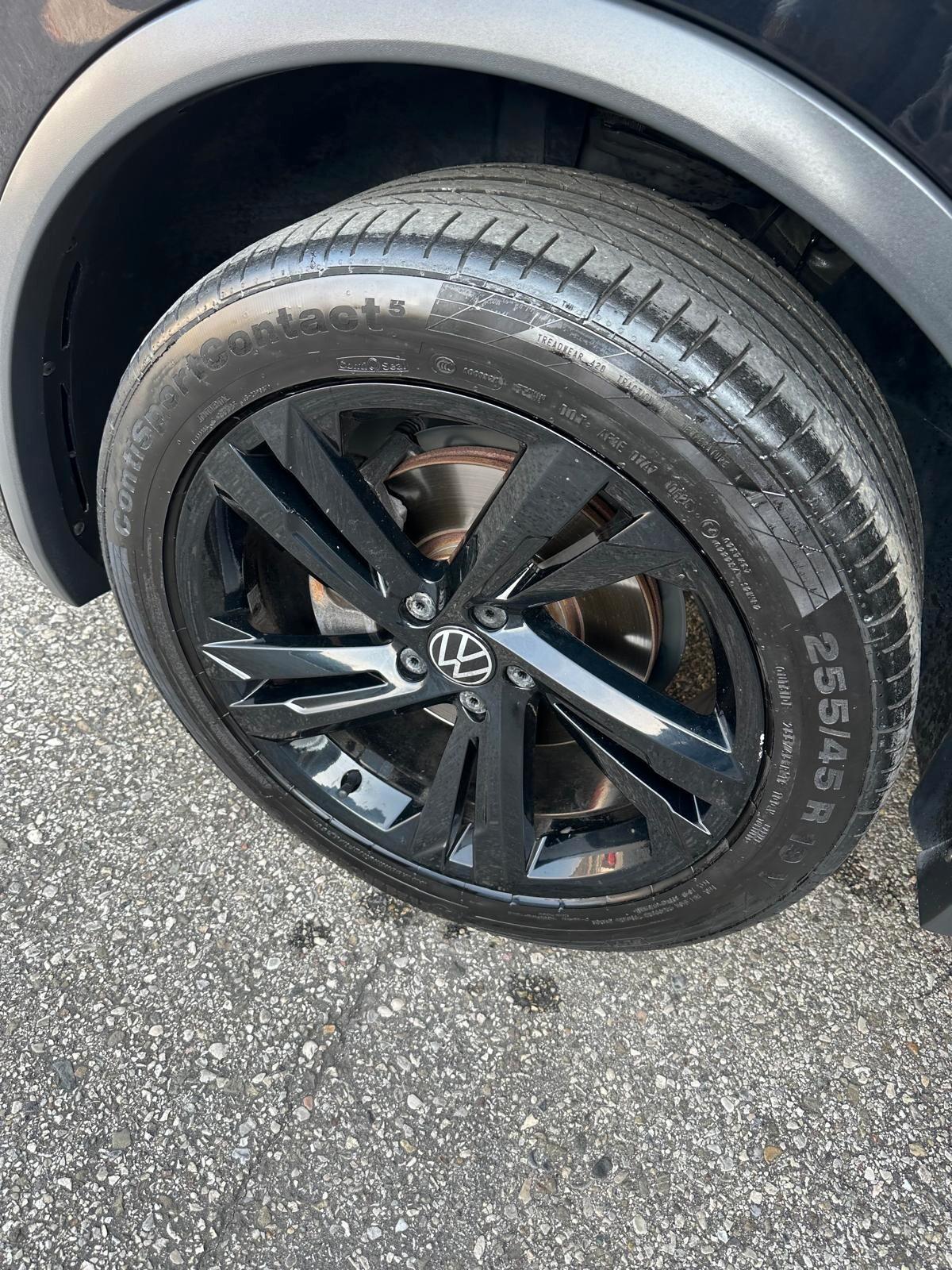 Volkswagen Tiguan Allspace 2.0 TDI SCR DSG R-Line 7 posti