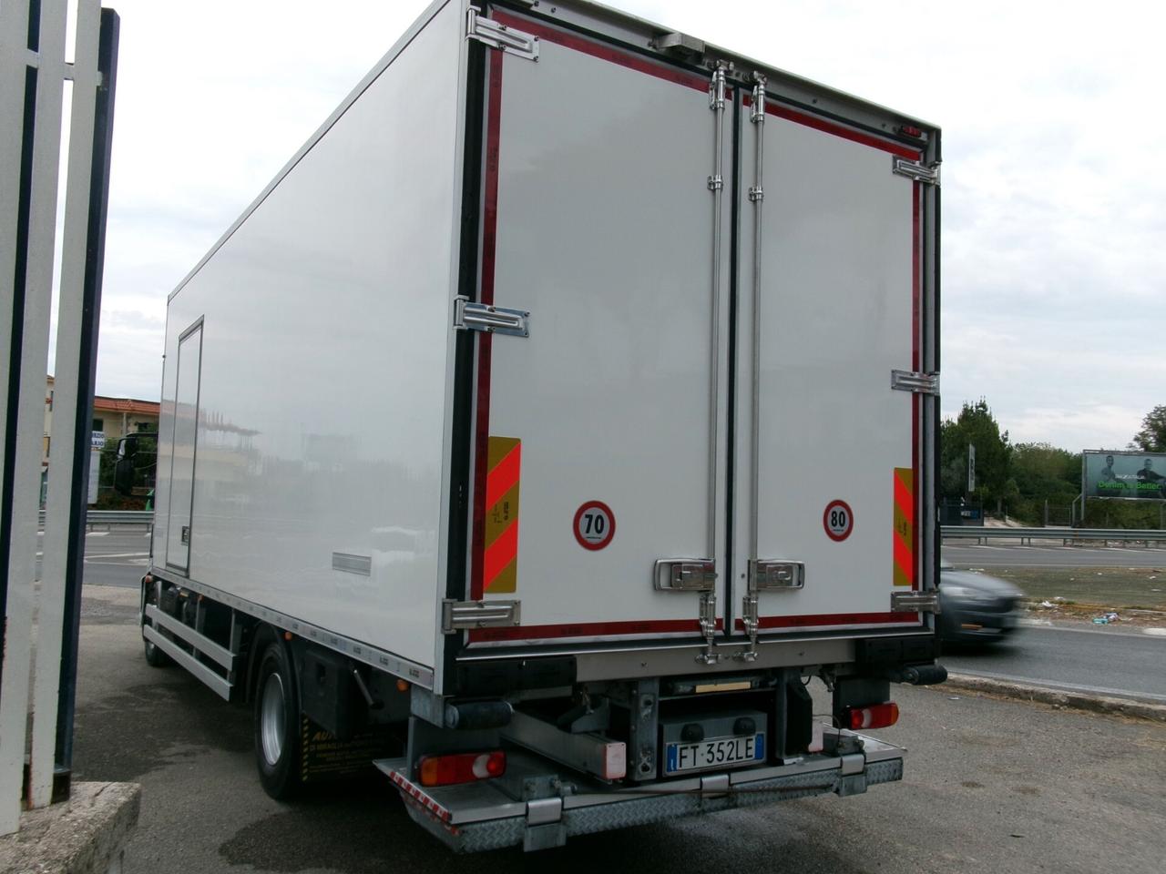 Iveco EUROCARGO 160/28 E6 FRIGO+PEDANA FRC 08/2027 16 PEDANE 280000 KM
