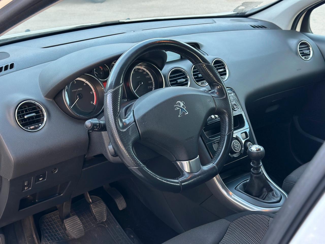 Peugeot 308 1.6 8V e-HDi 115CV Stop&Start 5p. Access