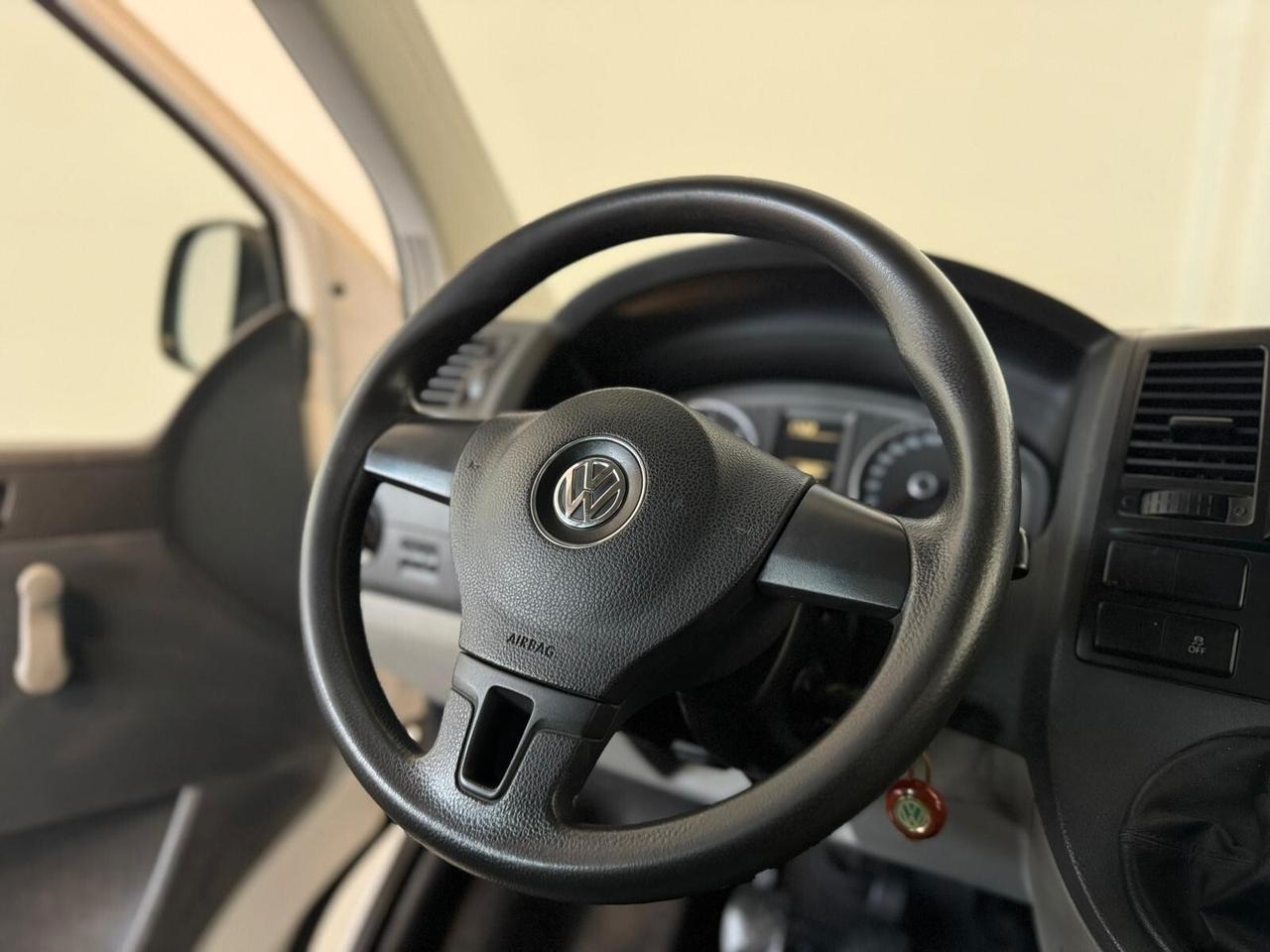 Volkswagen Transporter 9 posti 2.0 TDI 102CV PL Kombi + traino