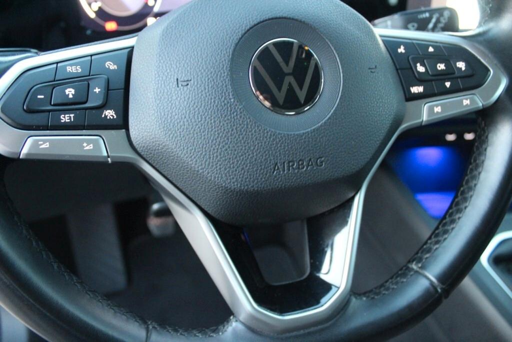VOLKSWAGEN GOLF TDI 115cv *Barra LED centrale